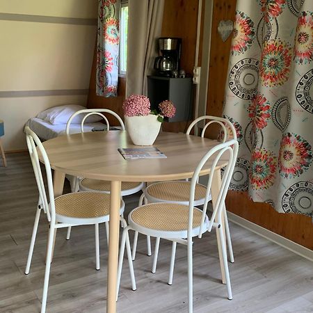 Camping Calme Et Nature Iserand Vion  Bagian luar foto