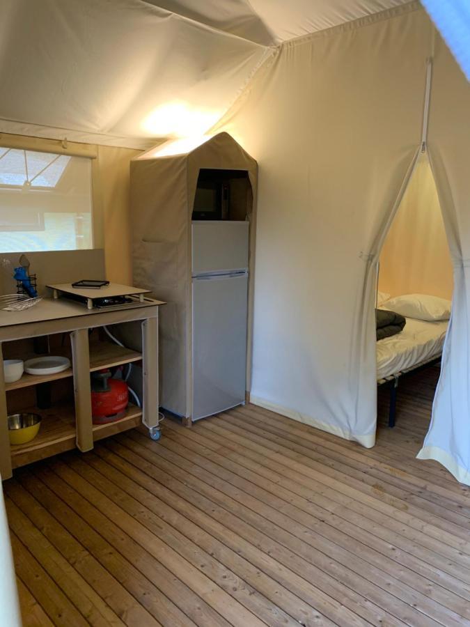Camping Calme Et Nature Iserand Vion  Bagian luar foto